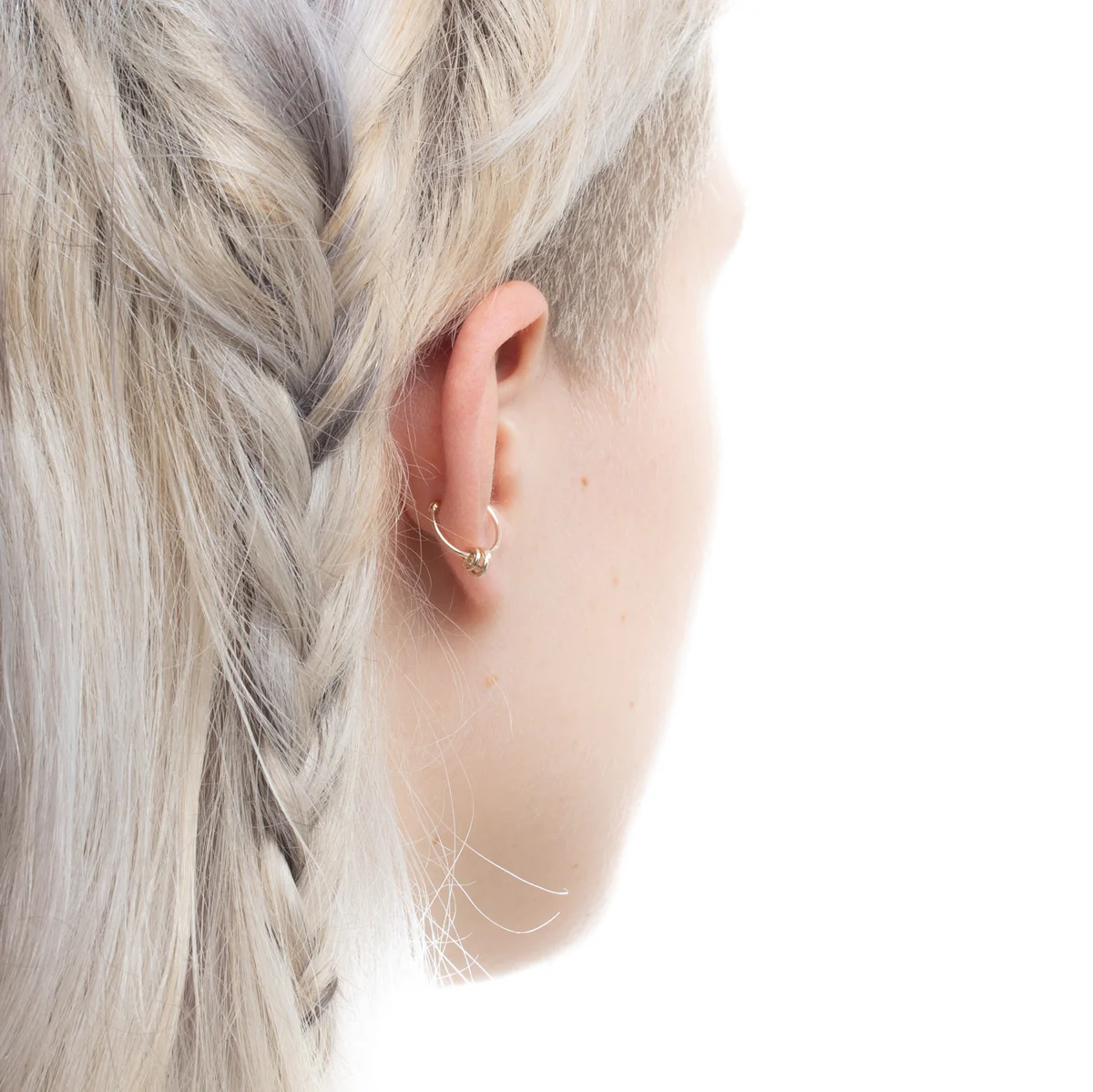 ALL ABOUT BASICS 3 Circles Ear Cuff - Image 6