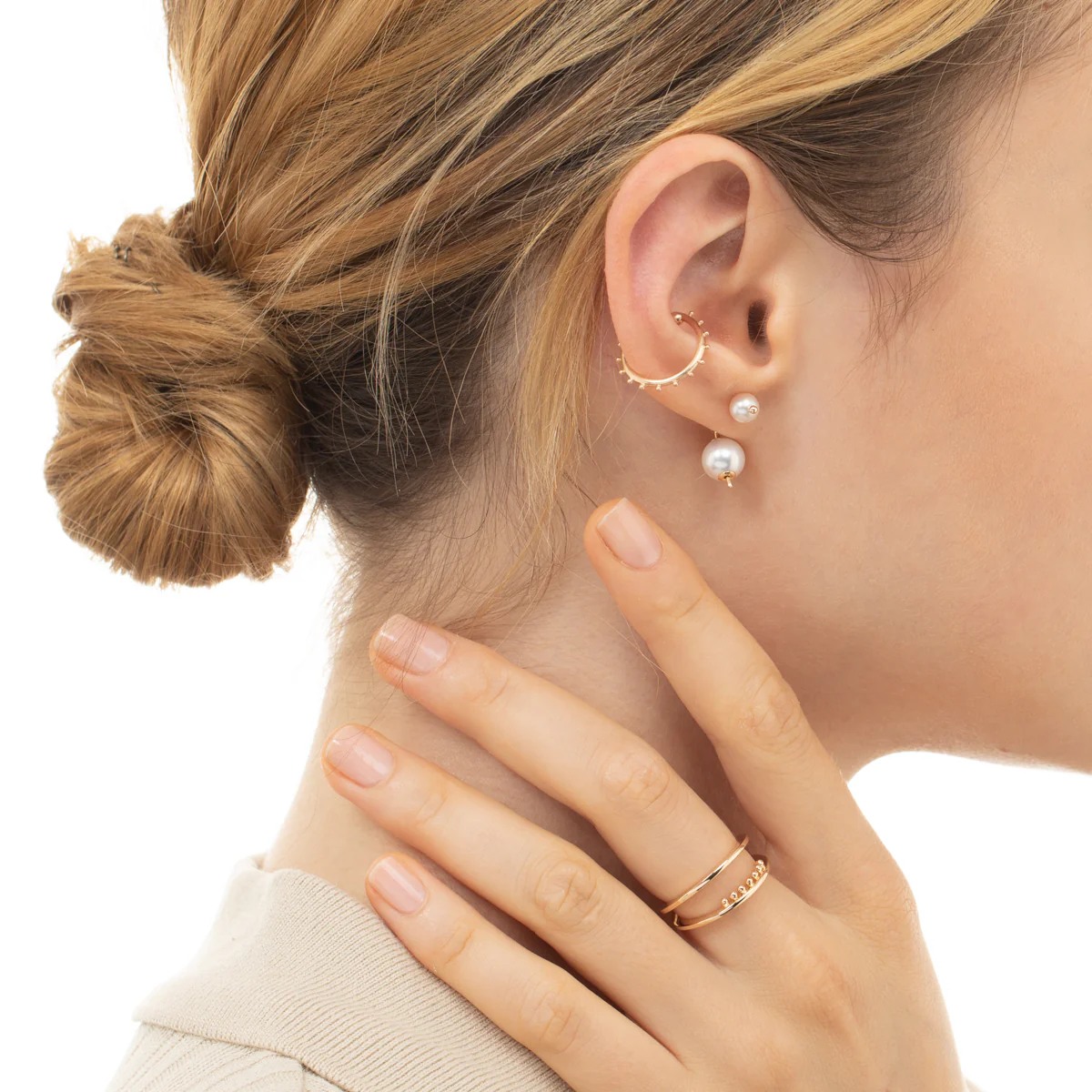 BUMBLE BEE Akoya Pearl Earring - Image 5
