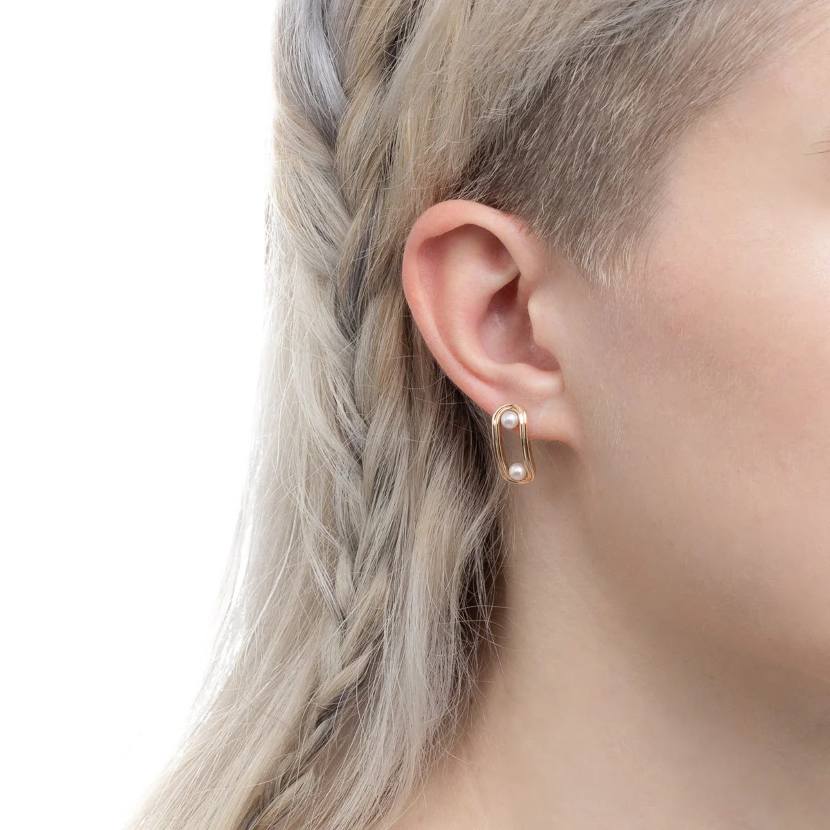 BELUGA Akoya Pearl Earring - Image 4