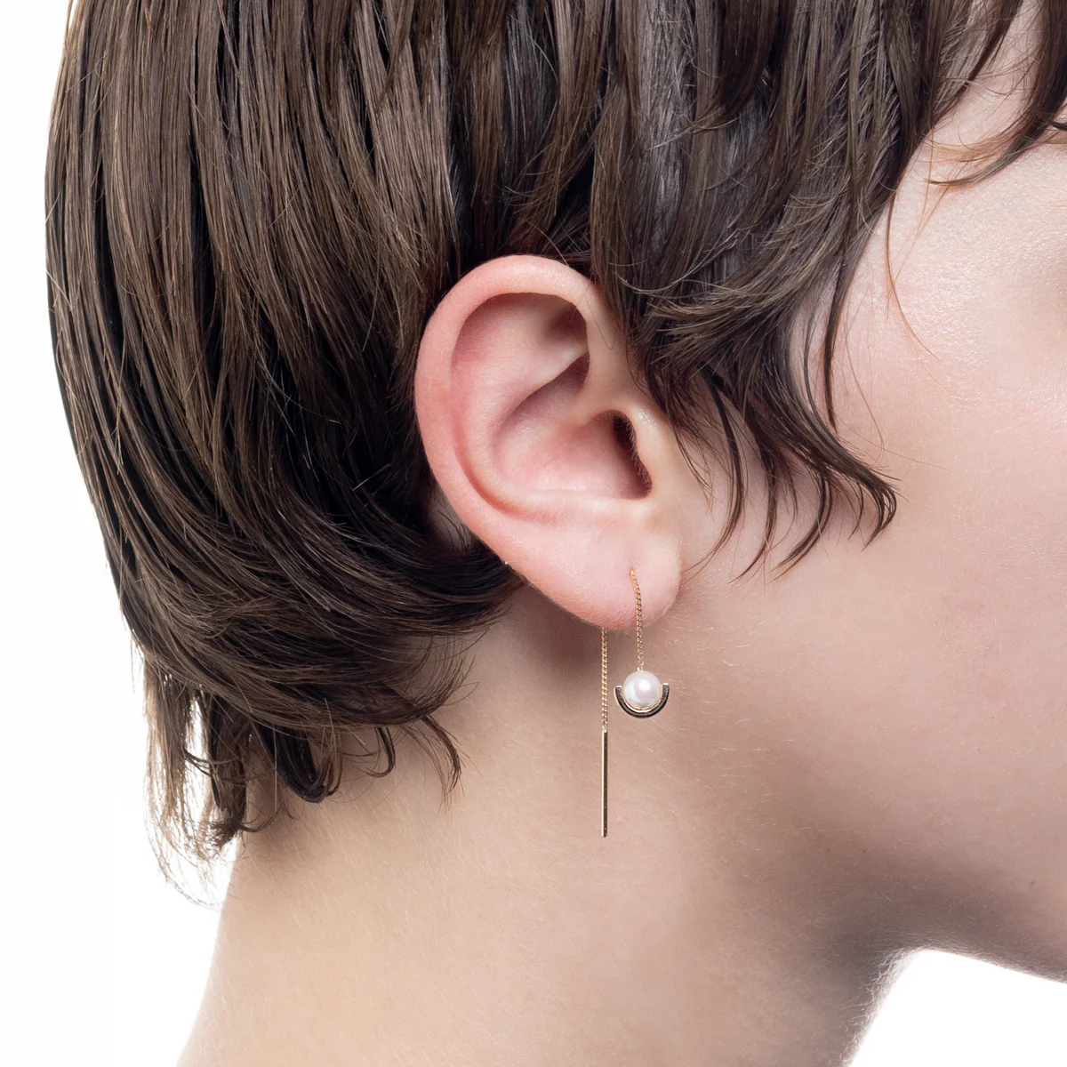 Mini BELUGA Akoya Pearl Chain Earring - Image 5