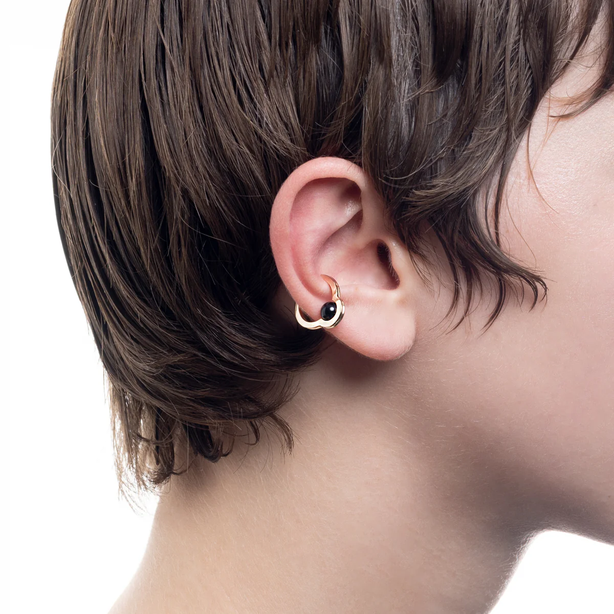 Mini BELUGA Onyx Ear Cuff - Image 2