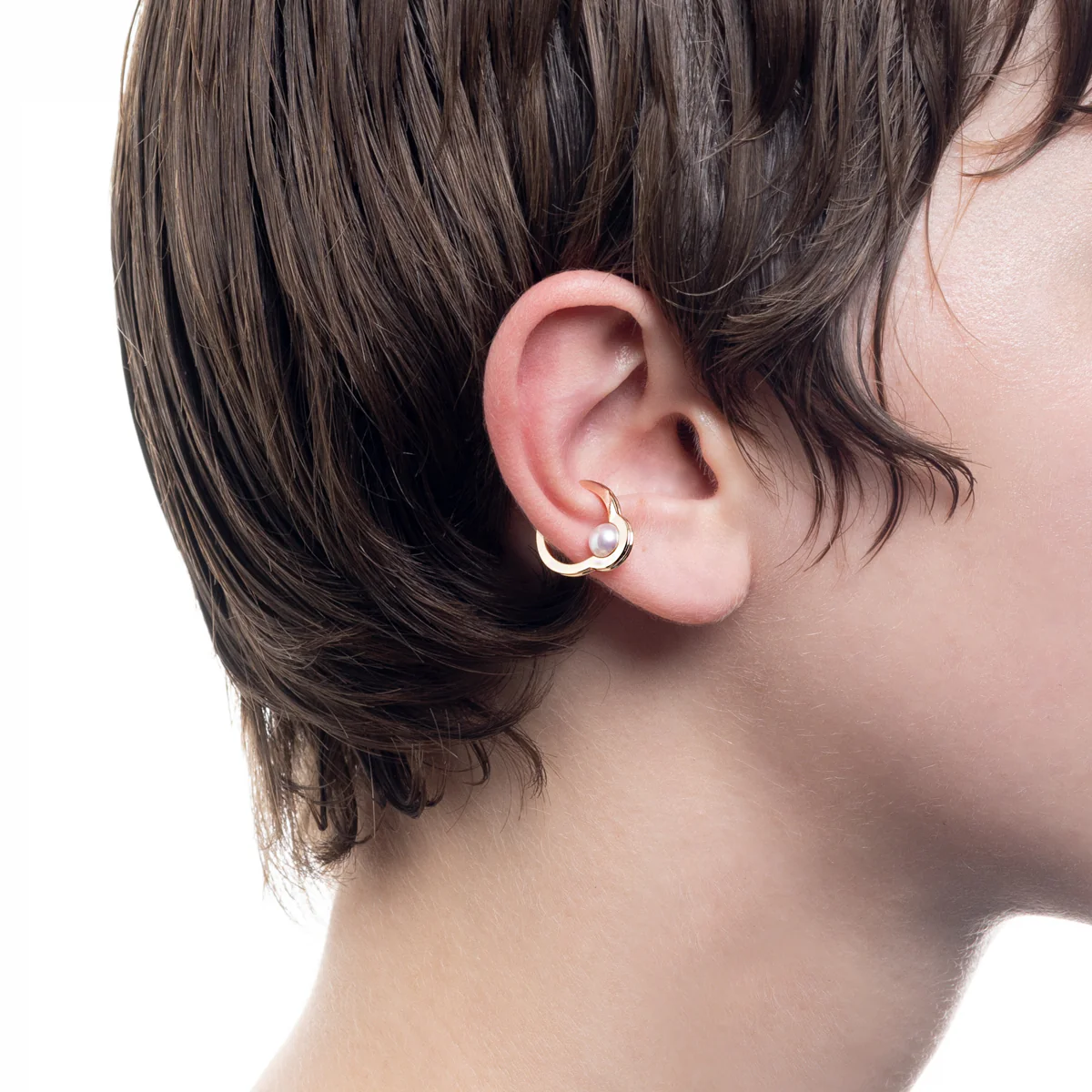 Mini BELUGA Akoya Pearl Ear Cuff - Image 2