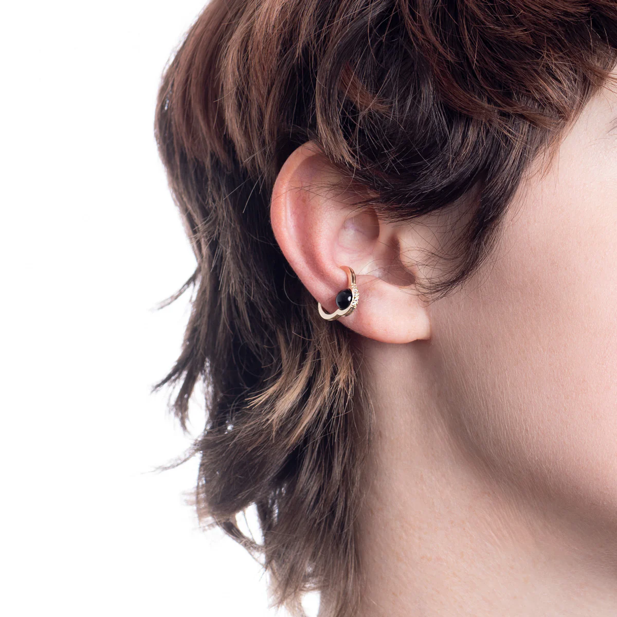 Mini BELUGA Diamond Onyx Ear Cuff - Image 5
