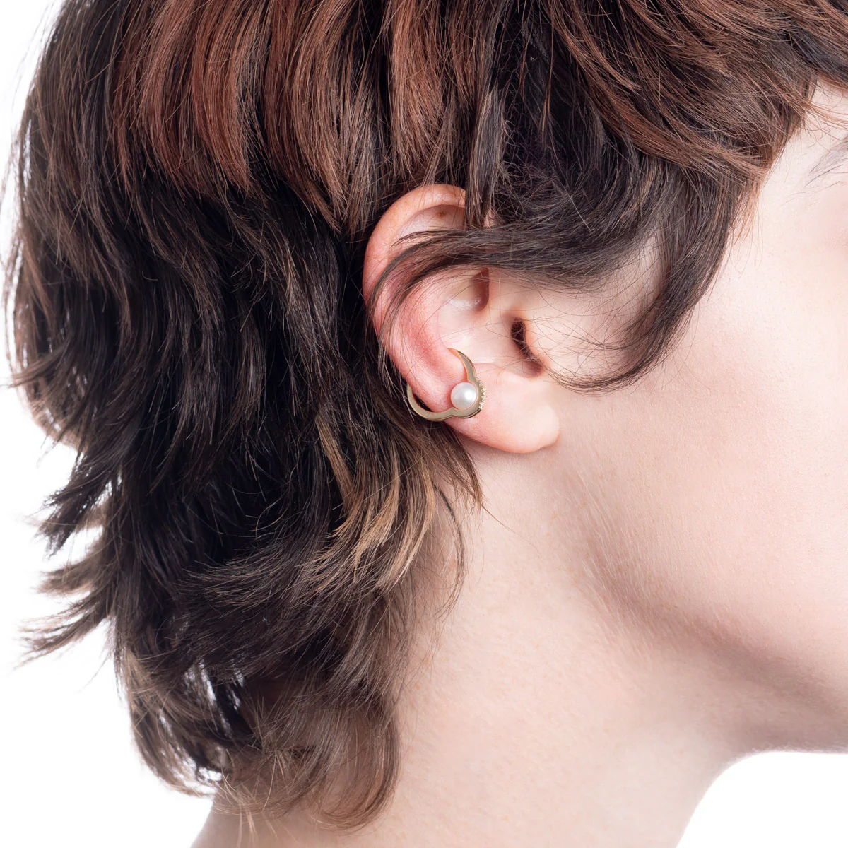 Mini BELUGA Diamond Akoya Pearl Ear Cuff - Image 2