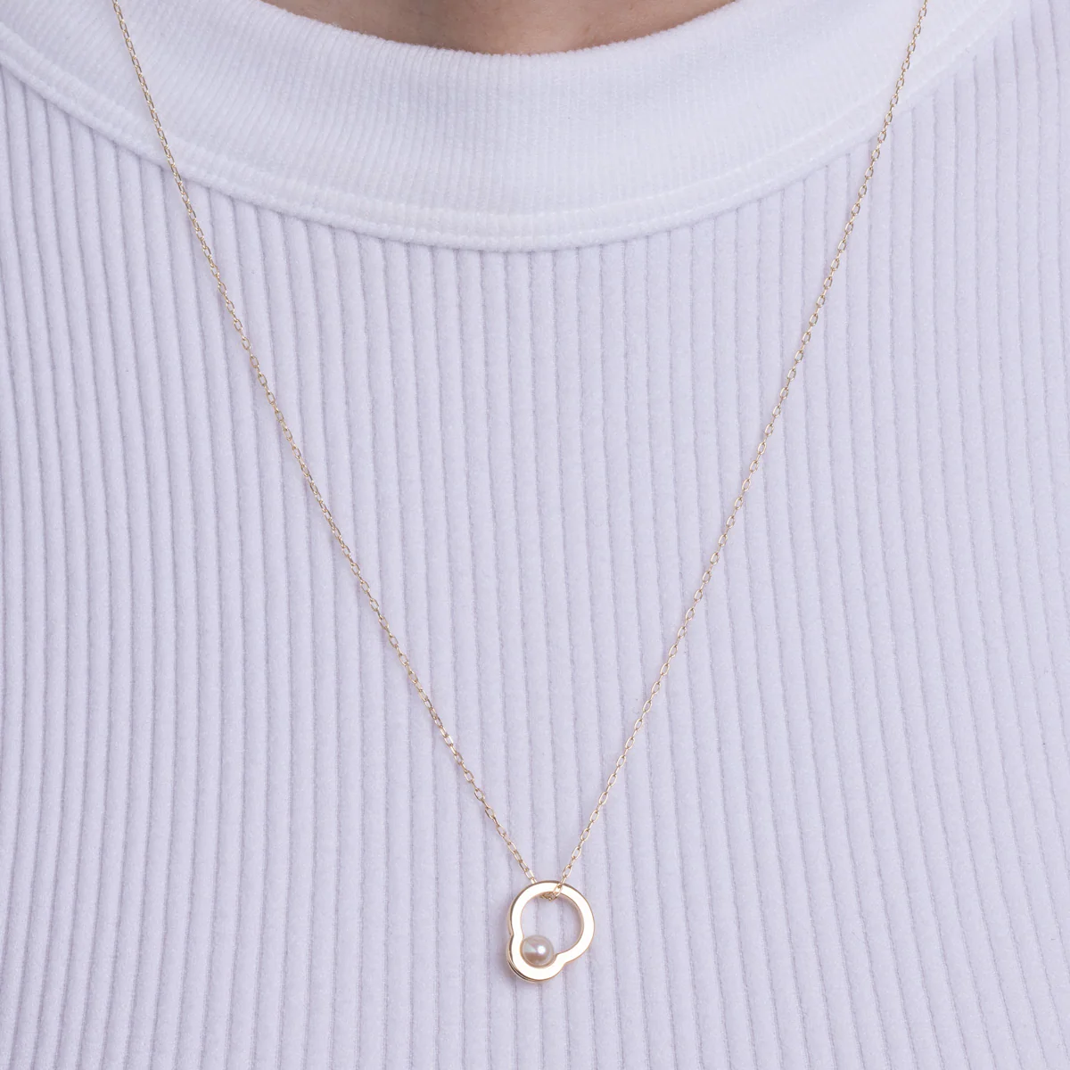 Mini BELUGA Akoya Pearl Necklace - Image 2