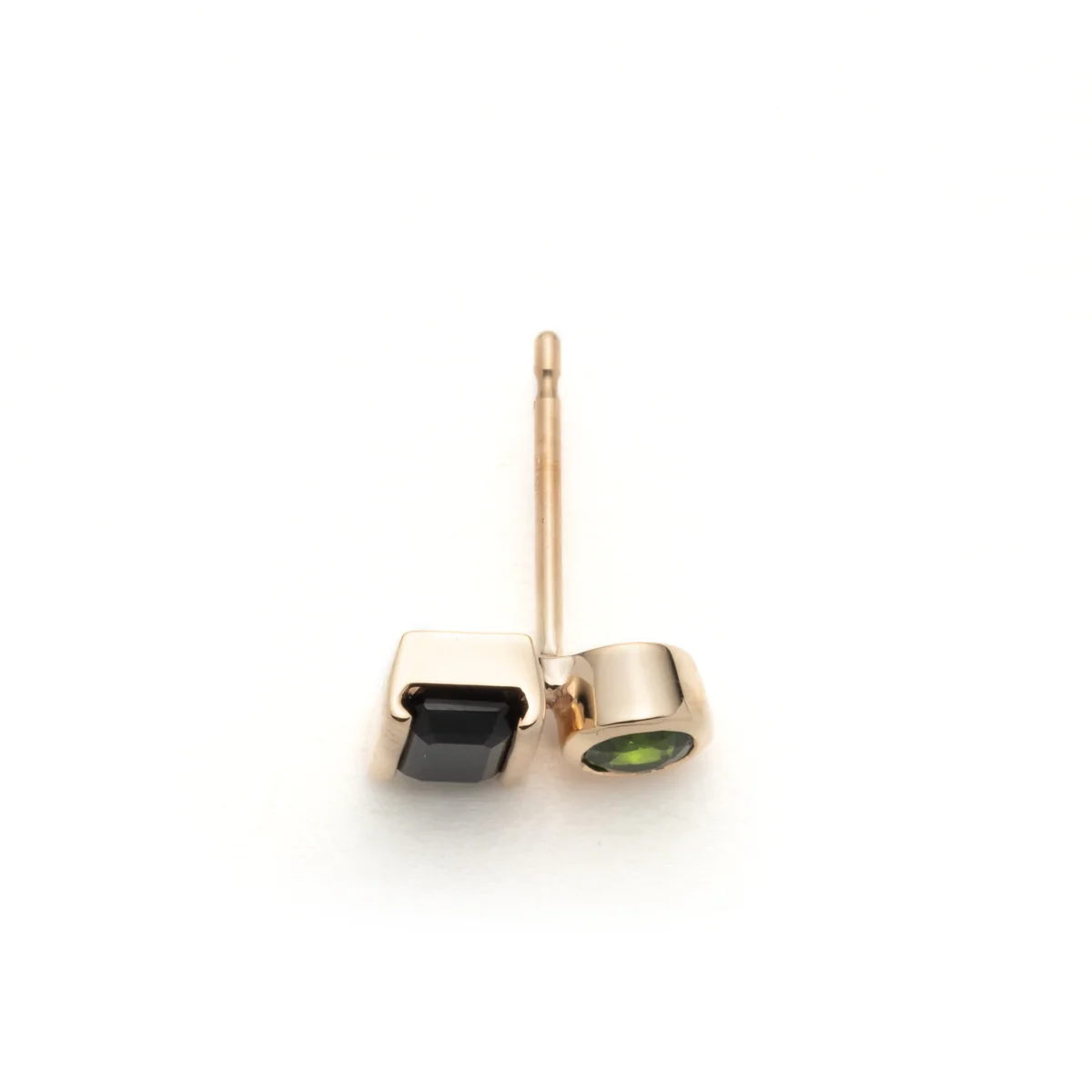 BIRD OF PARADISE Stud Earring Onyx & Chrome Diopside - Image 4