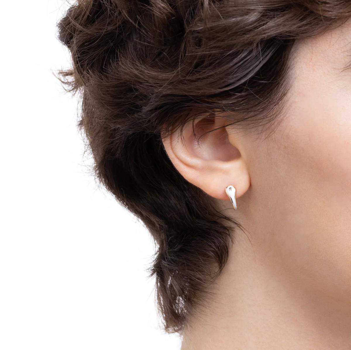 BIRD OF PARADISE Hoop Earring in Ivory White - Image 2