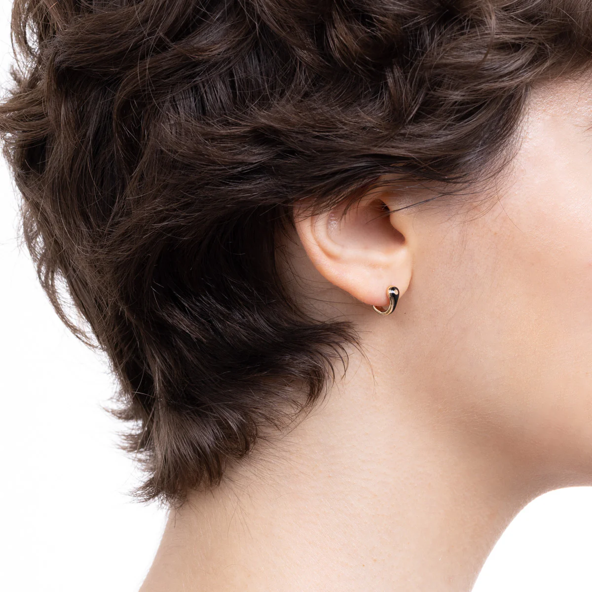 BIRD OF PARADISE Half Hoop Earring in Jet Black - Image 4