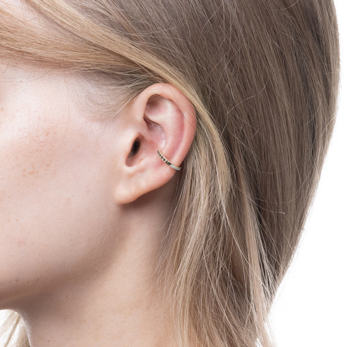 BIRD OF PARADISE Black Diamond Ear Cuff in Ivory White - Image 2