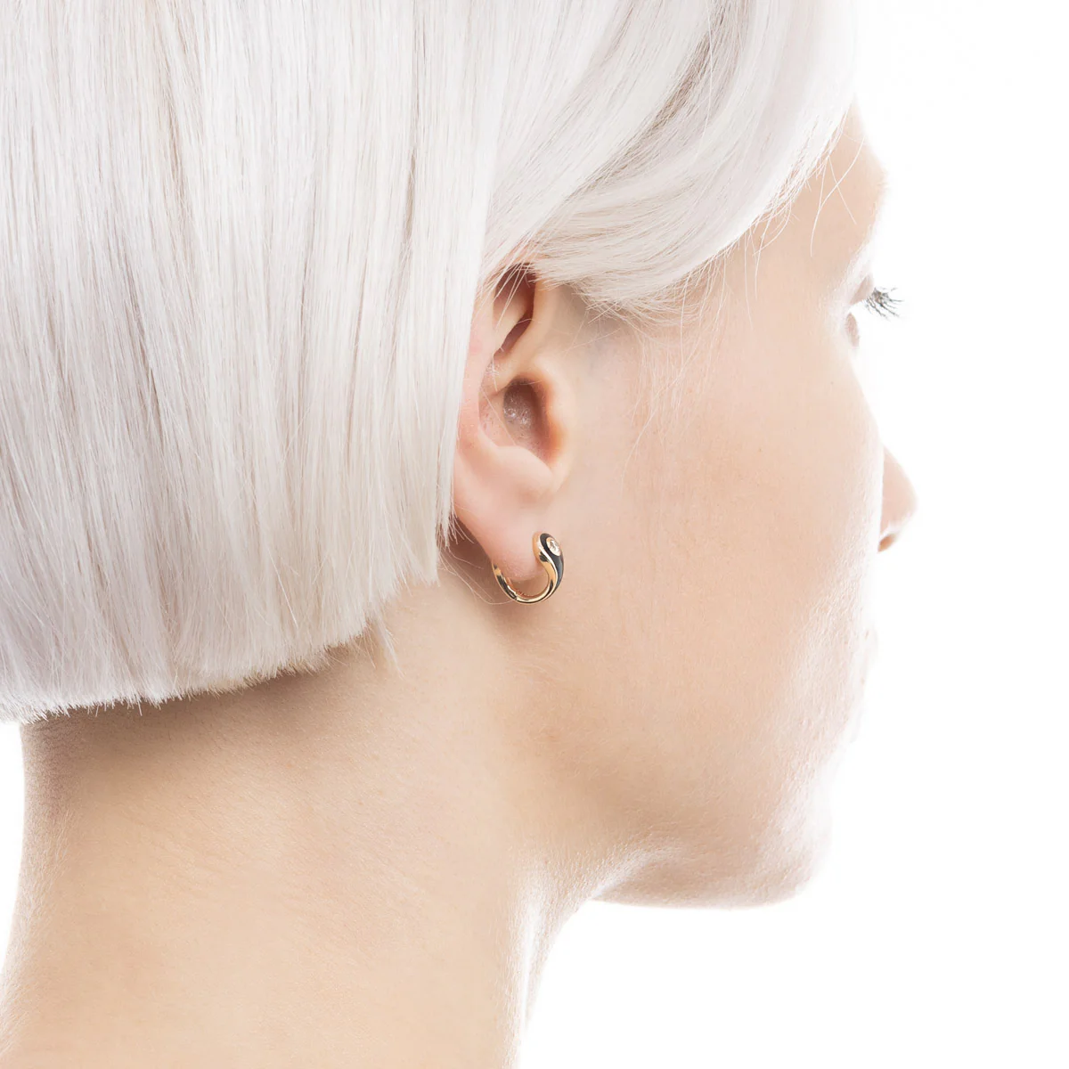 BIRD OF PARADISE Enamel Diamond Hoop Earring in Jet Black - Image 6