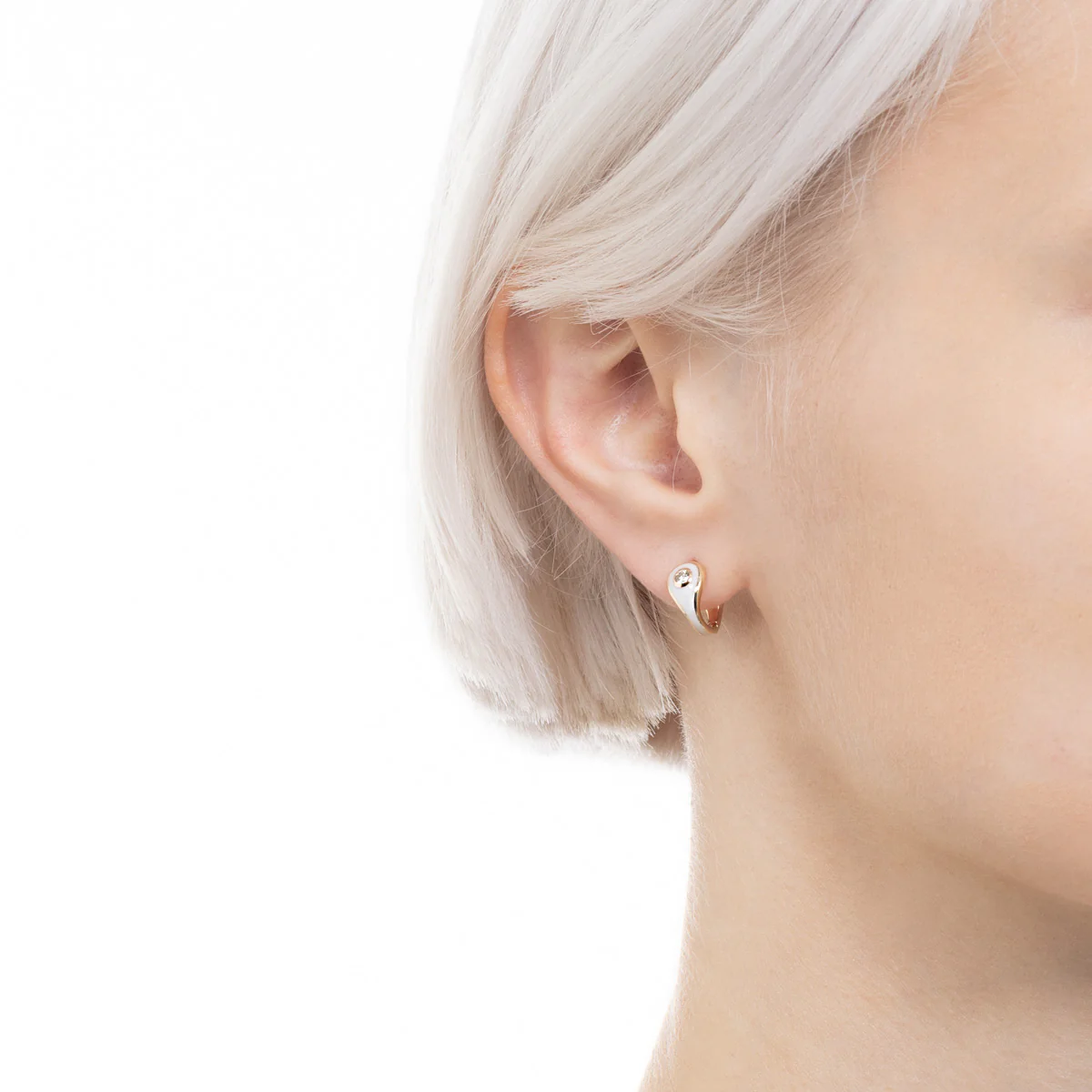 BIRD OF PARADISE Enamel Diamond Hoop Earring in Ivory White - Image 5