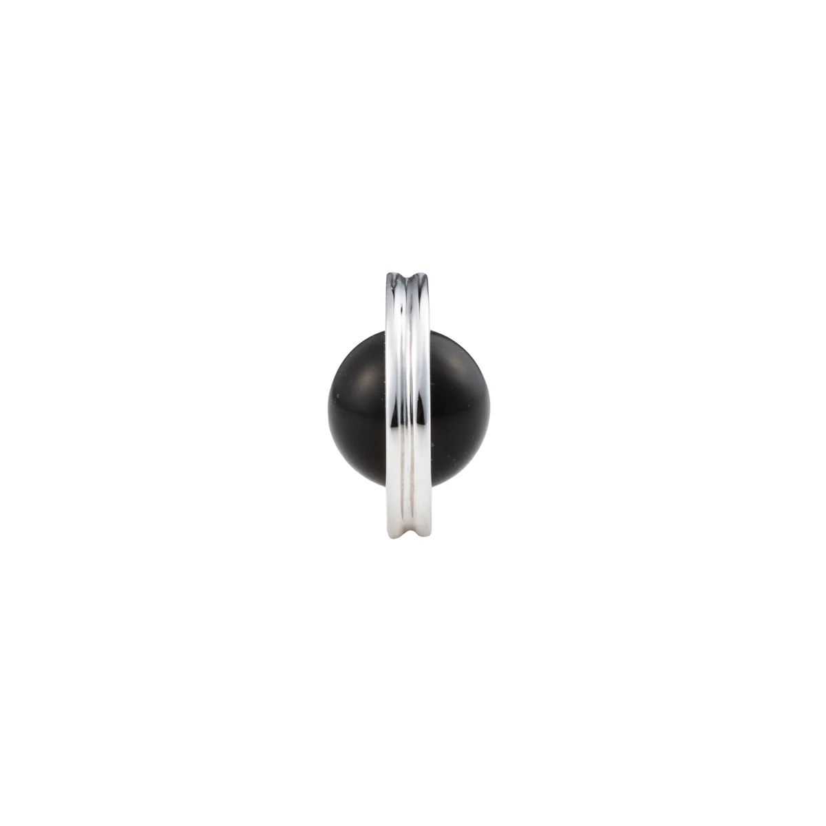 BELUGA Onyx Earring Small size - Image 9