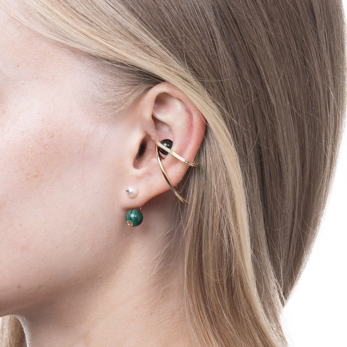 BELUGA Onyx Diamond Ear Cuff - Image 7