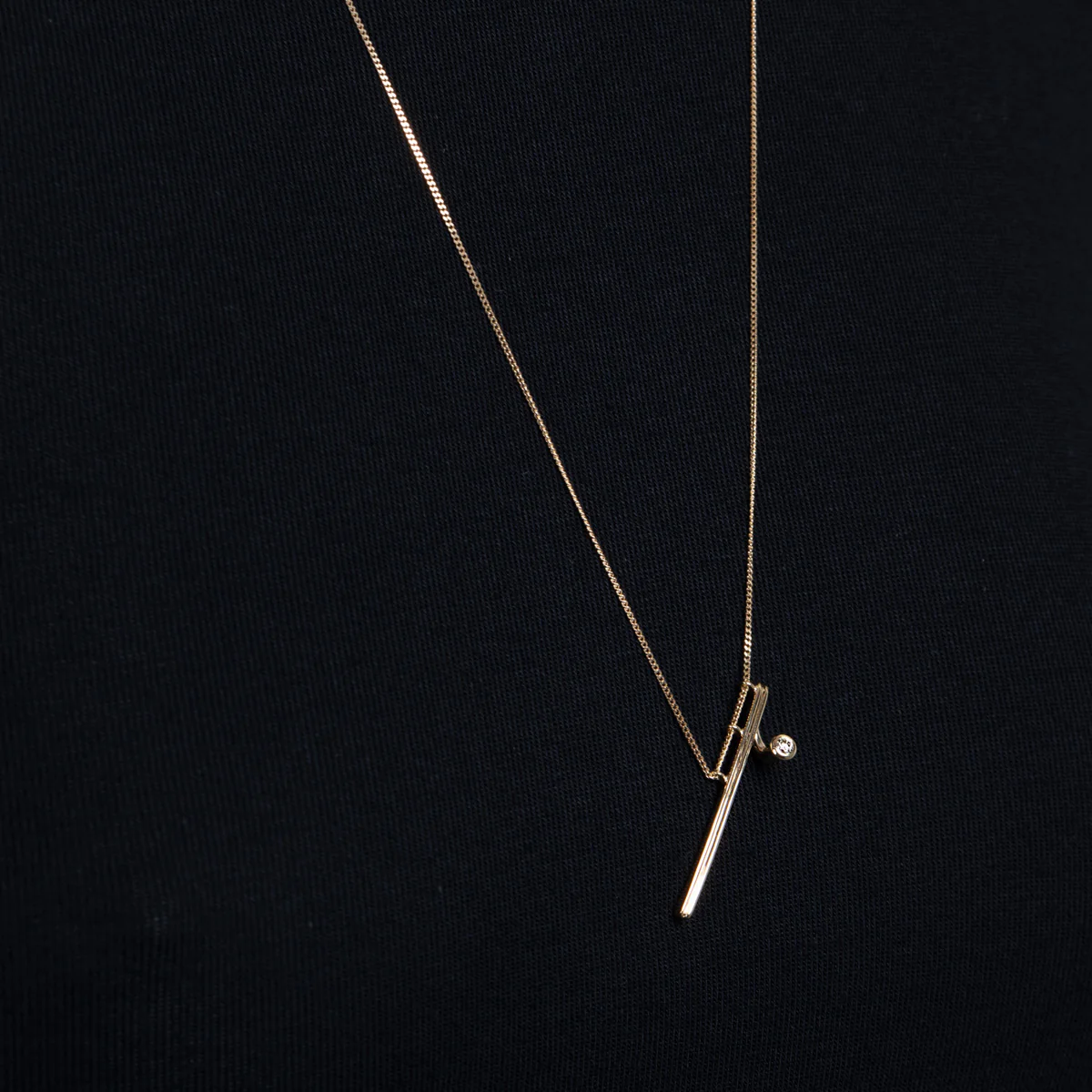 DROSERA Diamond Long Bar Necklace - Image 4