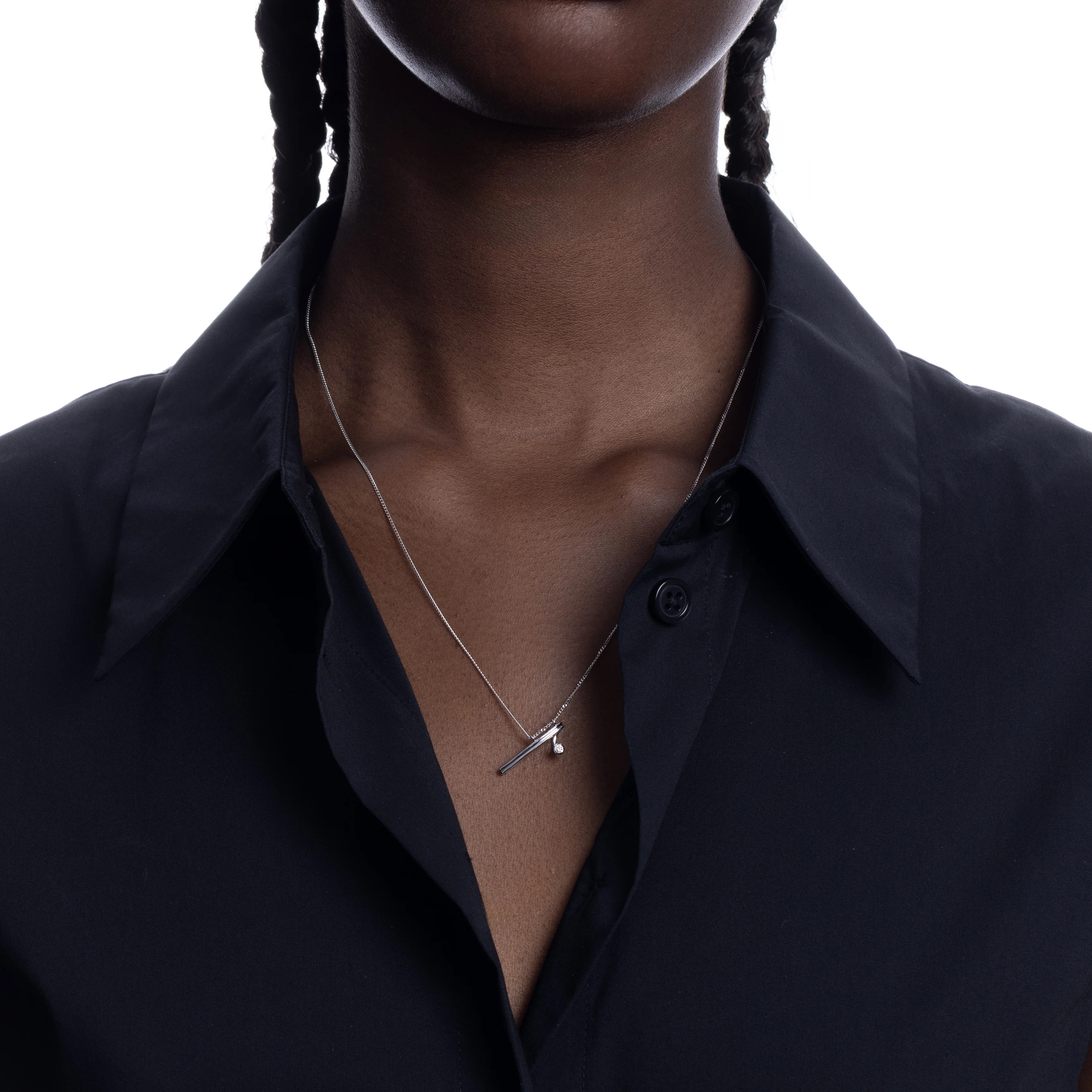 DROSERA Diamond Short Bar Necklace - Image 2