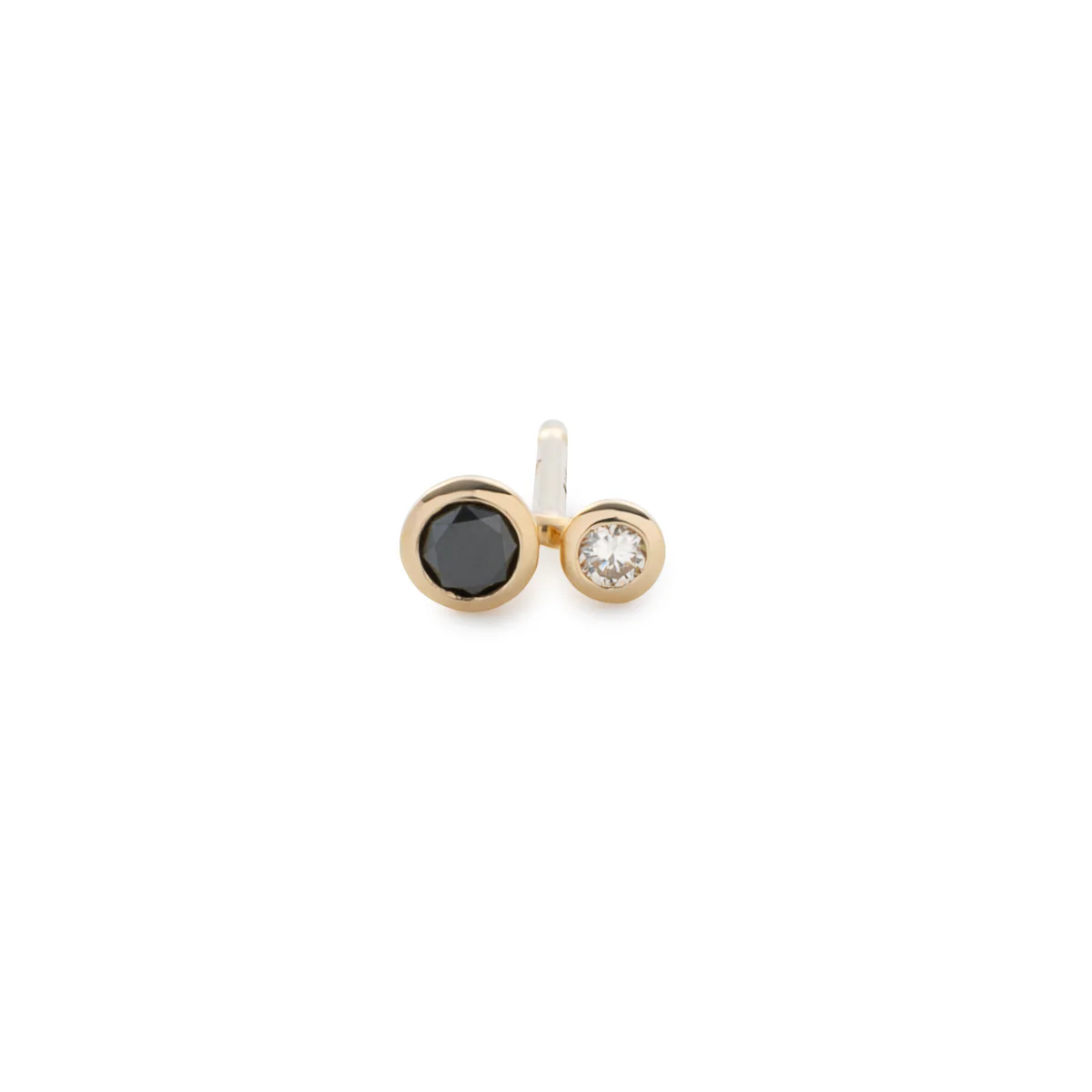 DROSERA Black Diamond and Diamond Stud Earring