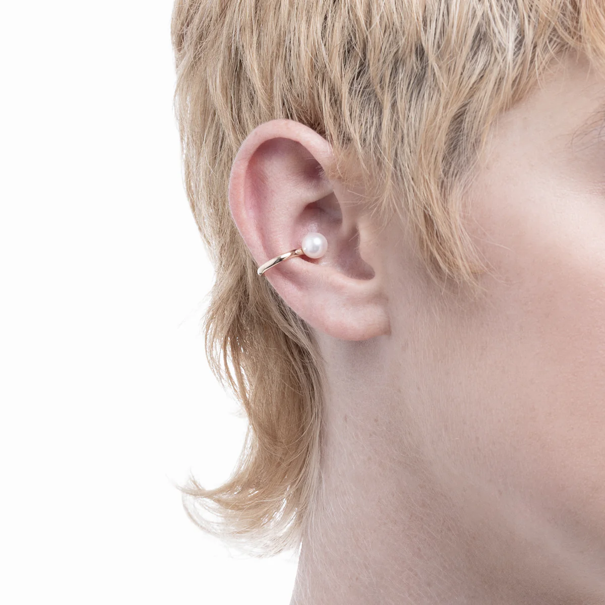 DROSERA  Akoya Pearl Ear Cuff - Image 5