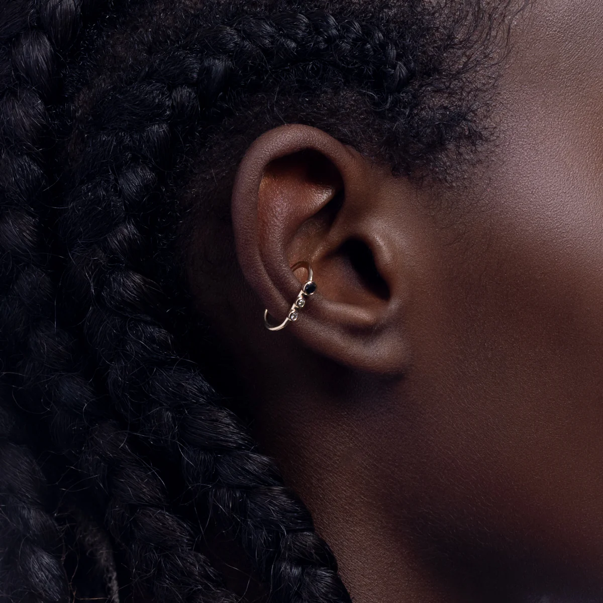 DROSERA Black Diamond/Diamond Earcuff - Image 2