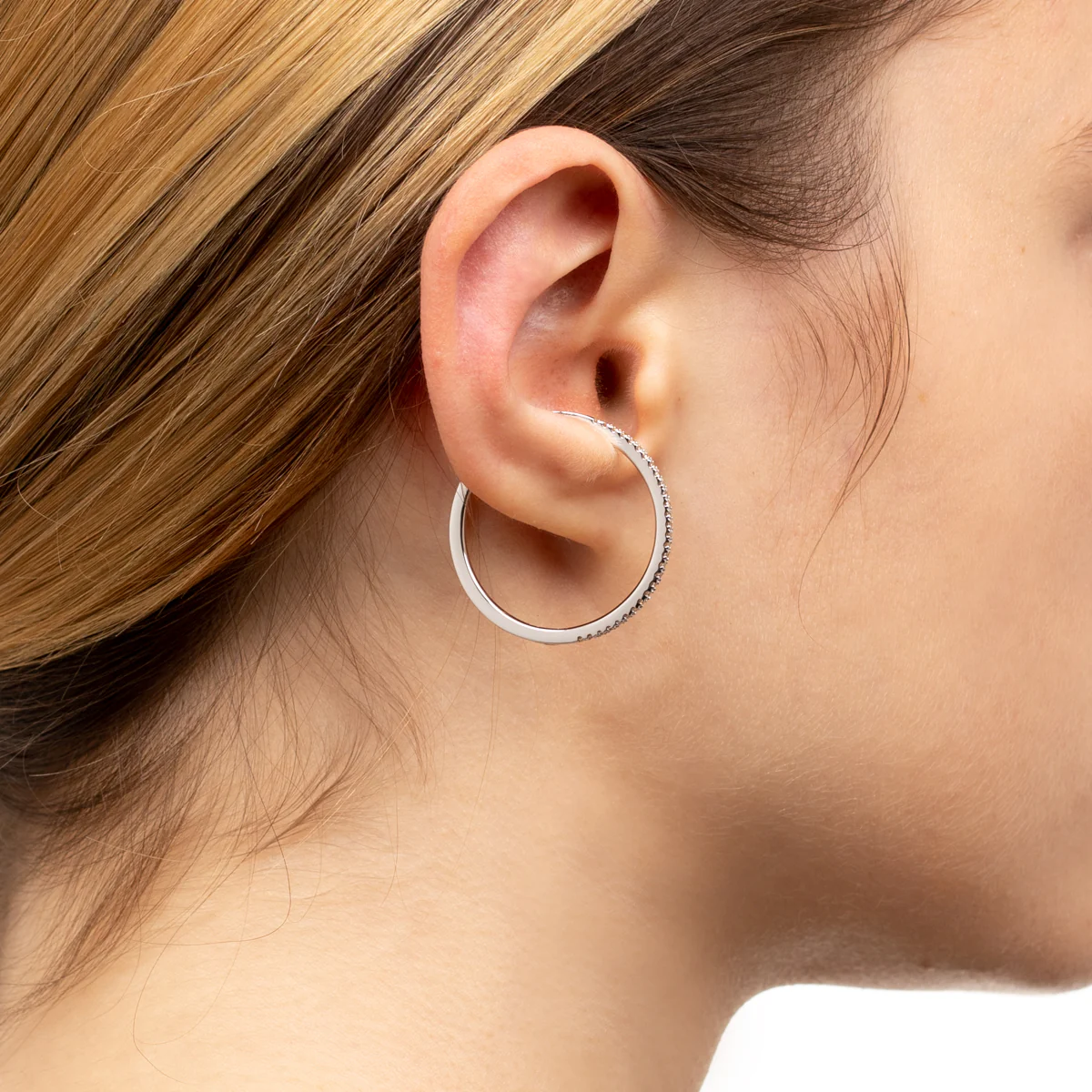 GOSSAMER Oversized Diamond Ear Cuff Large size - Image 5