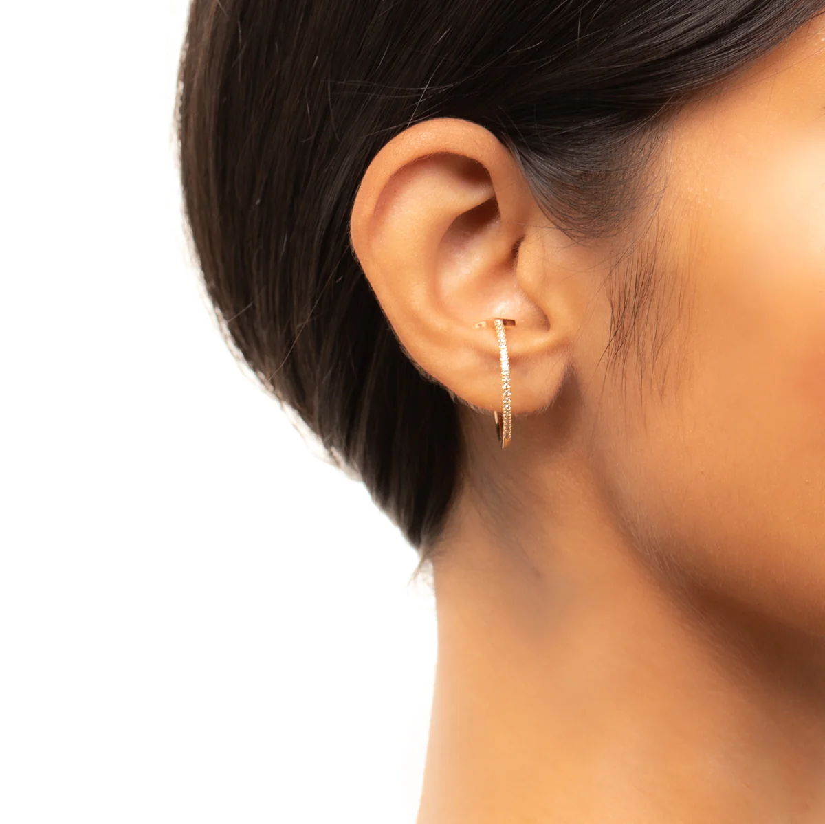 GOSSAMER Oversized Diamond Ear Cuff Medium size - Image 5
