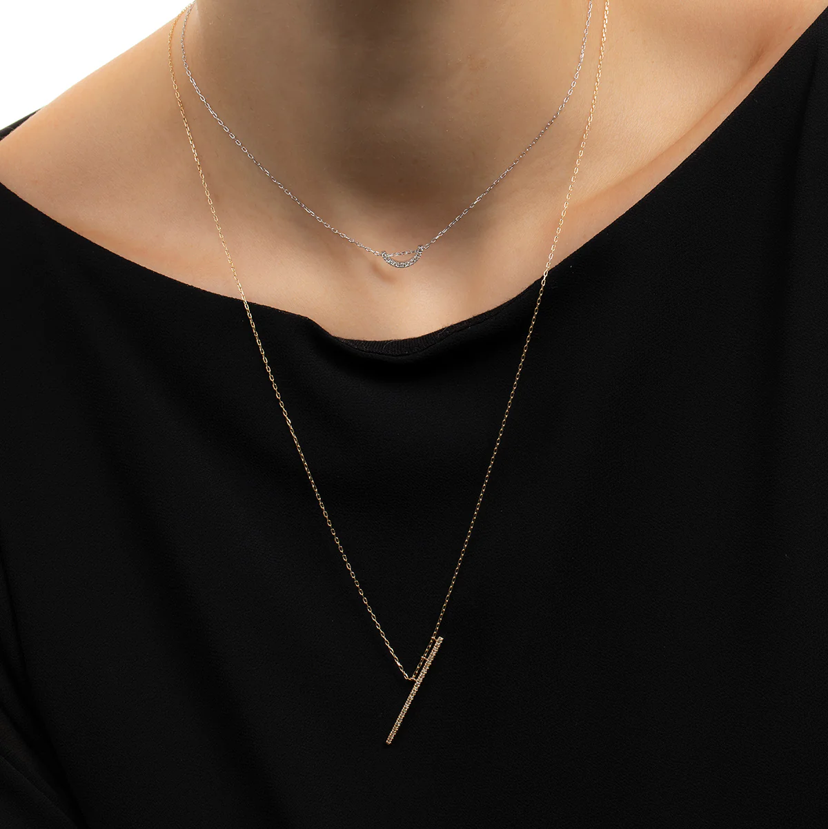 GOSSAMER Obliqueness Diamond Bar Necklace - Image 5