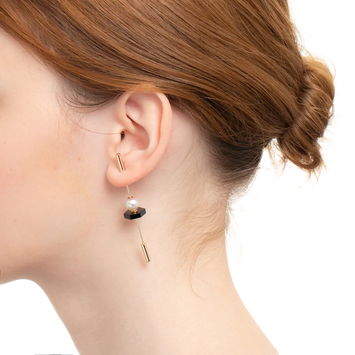 SPEAR Earring, Akoya Pearl & Onyx - Image 5