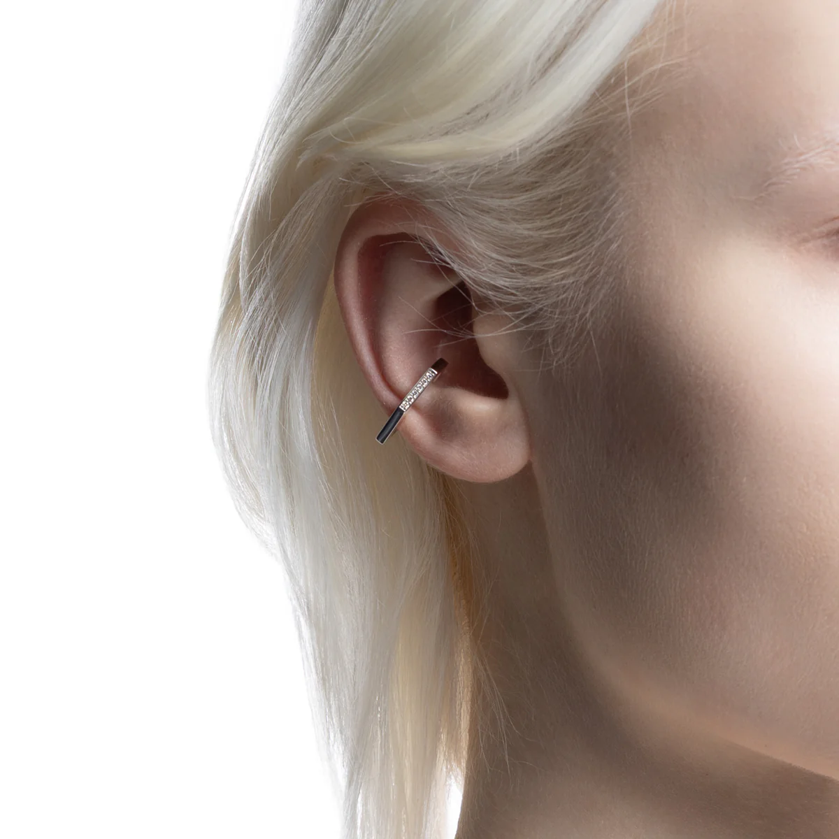 MANHATTAN Polygon Diamond Ear Cuff - Image 4