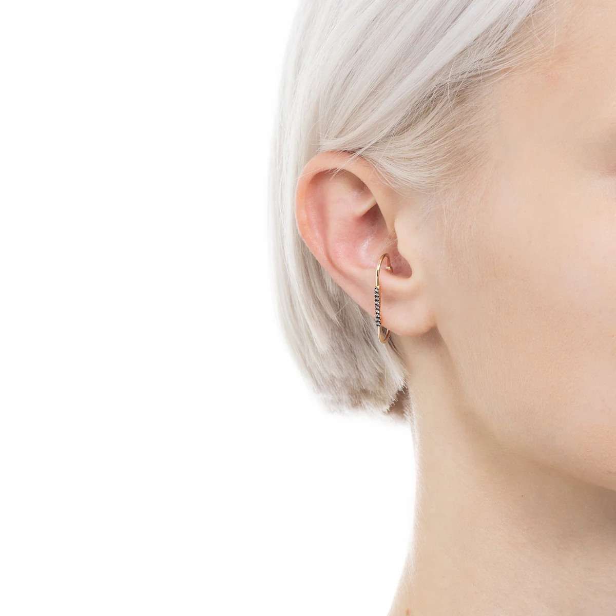 MIRÓ Diamond Ear Cuff Medium size Black Ruthenium Plated - Image 5