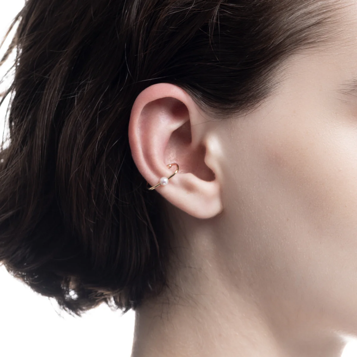 MIRÓ Akoya Pearl Oblong Ear Cuff - Image 3