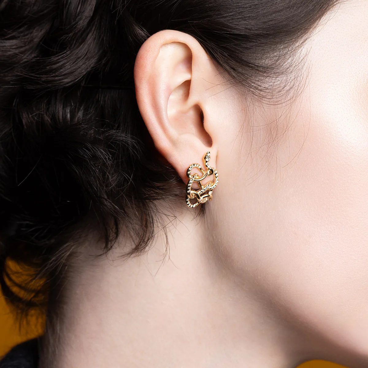 18K SNAKE KNOT Diamond Earrings - Image 2