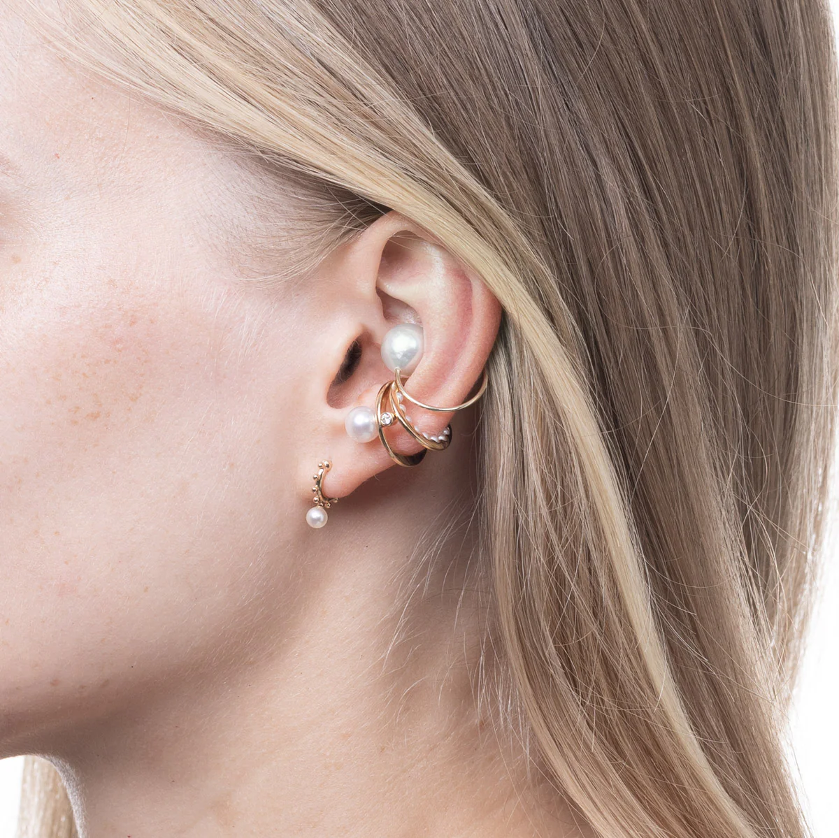 BUMBLE BEE Akoya Pearl Diamond Ear Cuff - Image 5