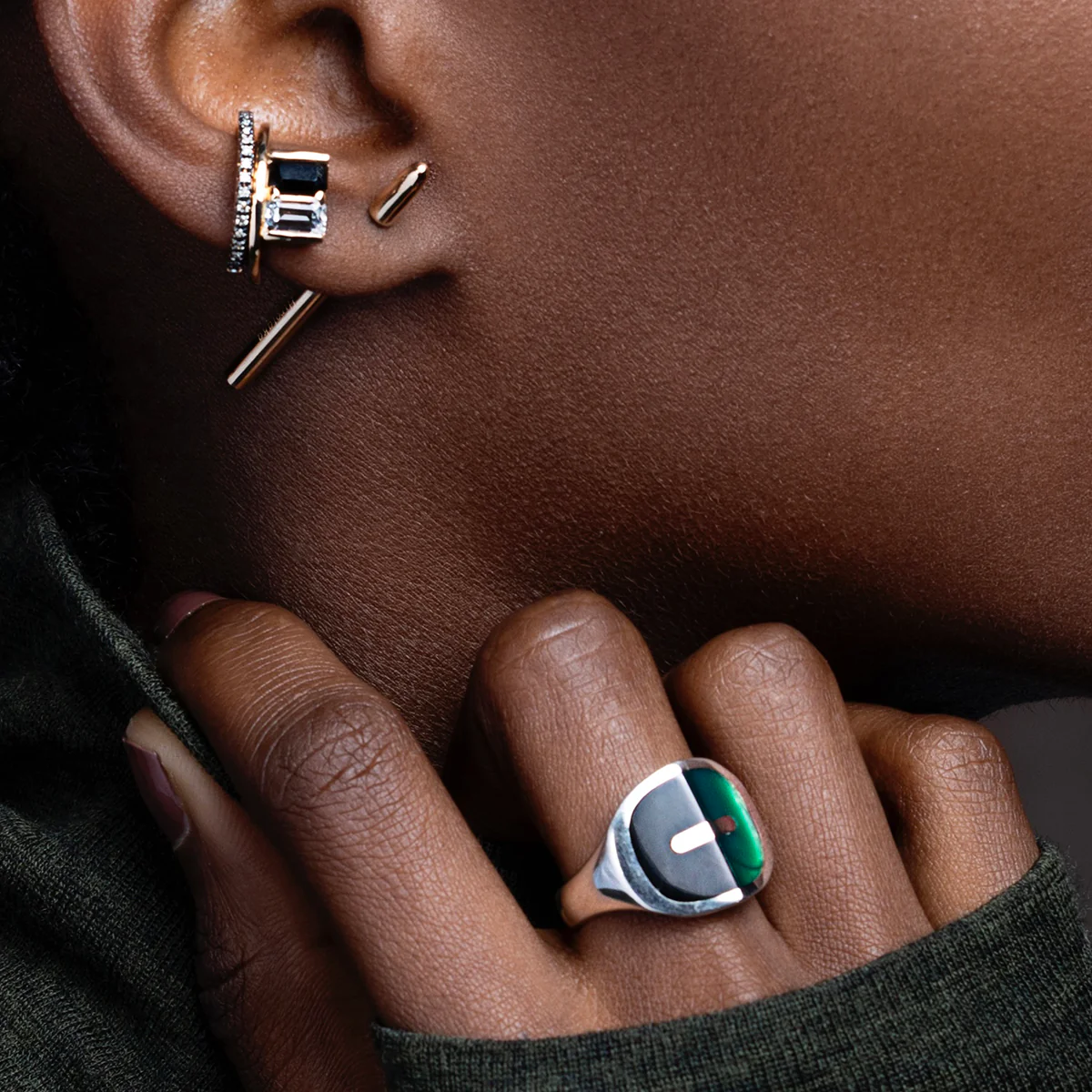 PUNCTURE Spear Earring - Image 5