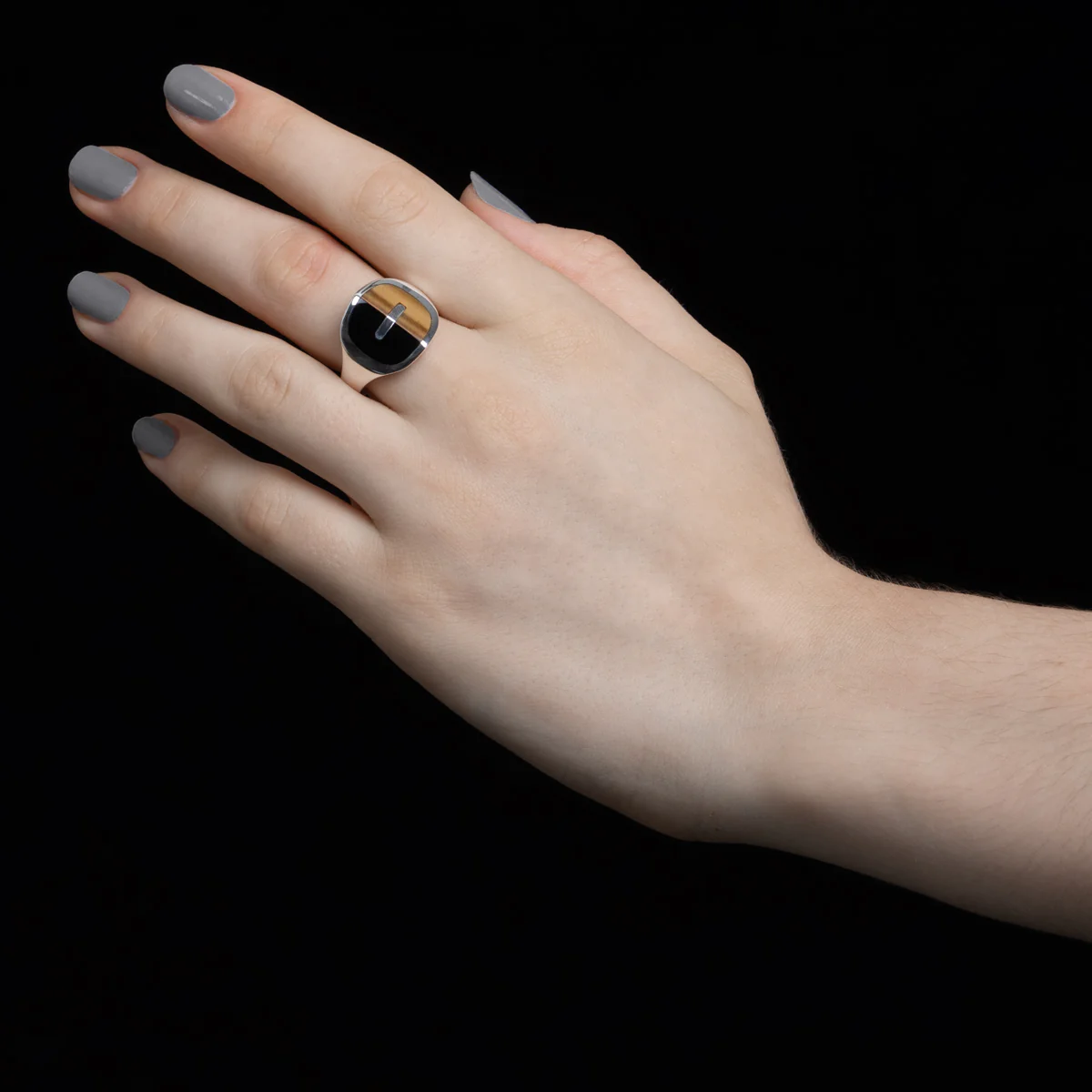 【Made-To-Order】EQUINOX-Pyramid Onyx Tiger's Eye Ring - Image 5