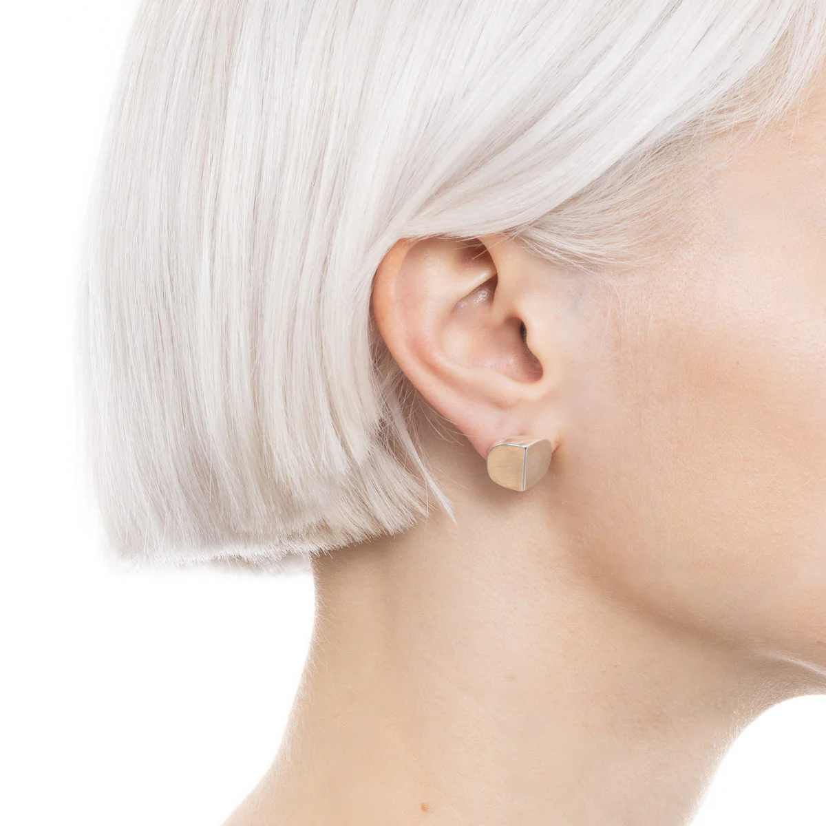 EQUINOX-Pyramid Earring - Image 5