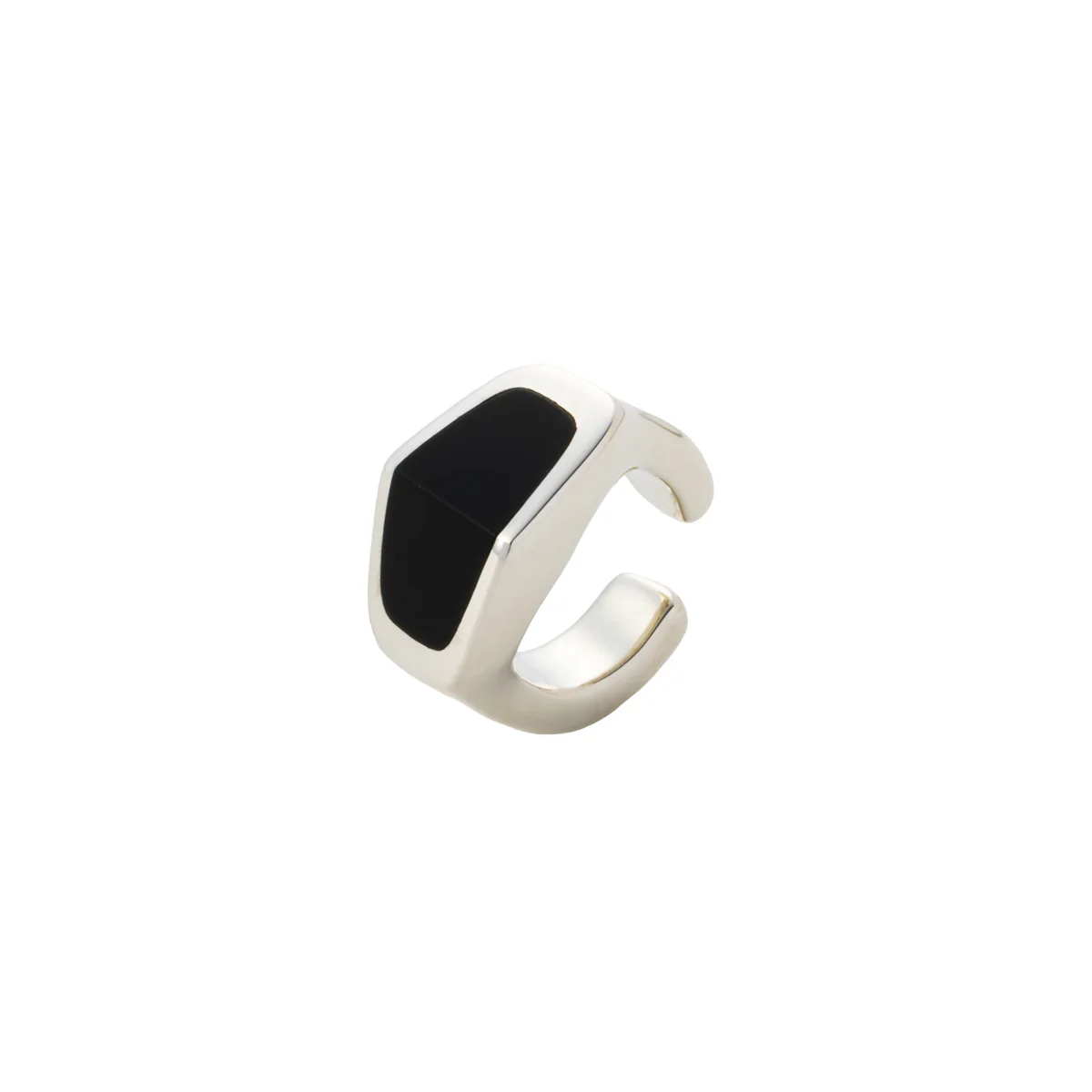 EQUINOX-Pyramid Onyx Ear Cuff - Image 3