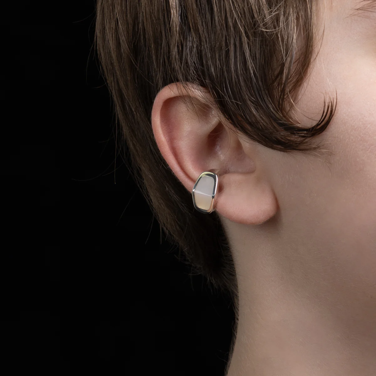EQUINOX-Pyramid White Agate Ear Cuff - Image 4