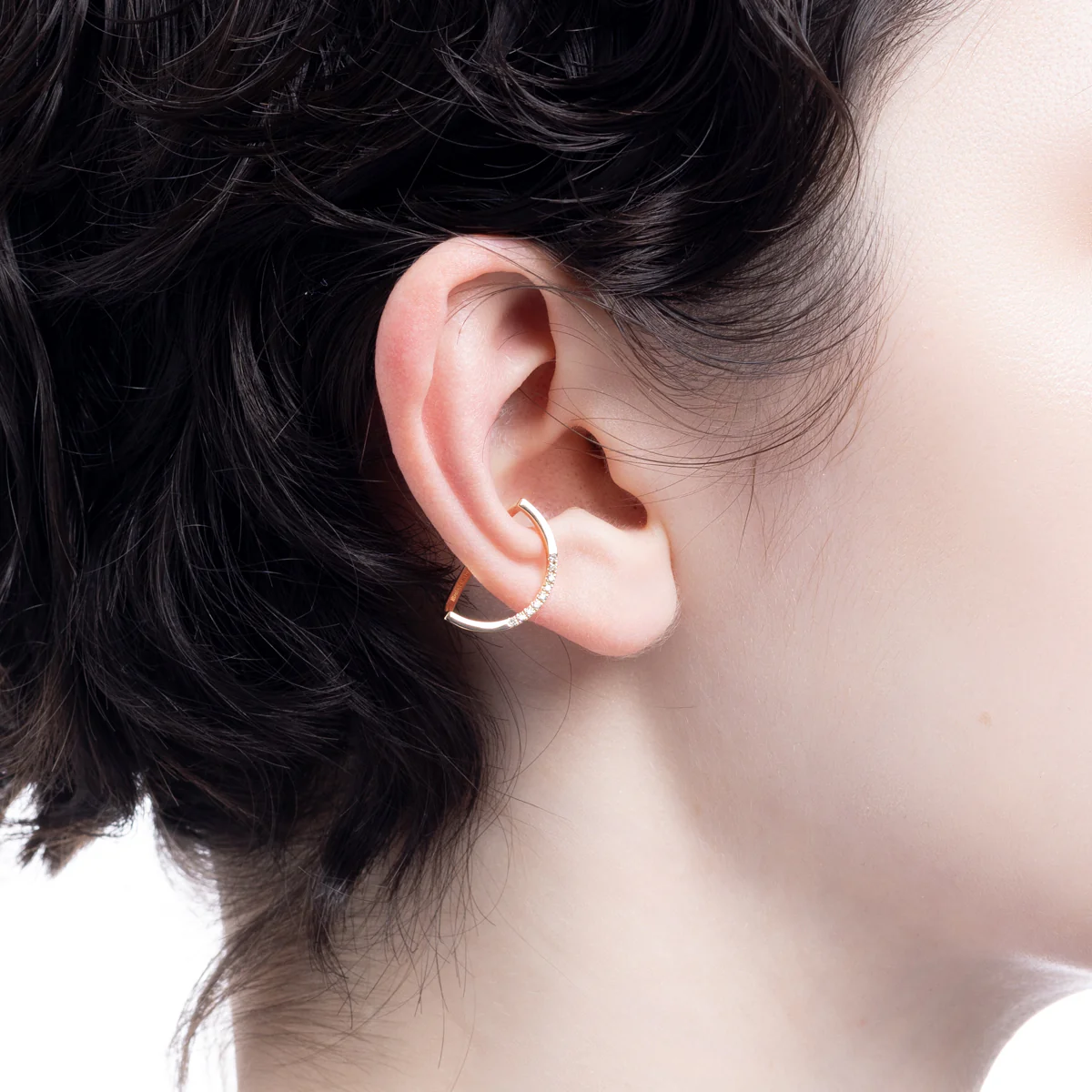 TREEHOPPER Diamond Ear Cuff Medium size - Image 3